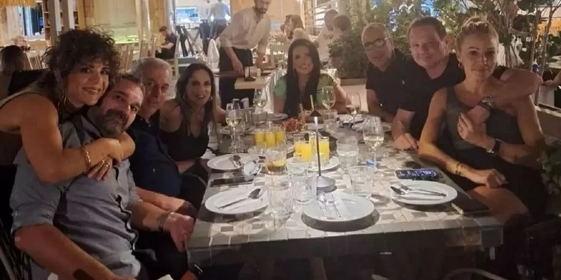 Απόστολος Λύτρας | Στην αγκαλιά του, 43χρονη μεσίτρια, σε γνωστό εστιατόριο