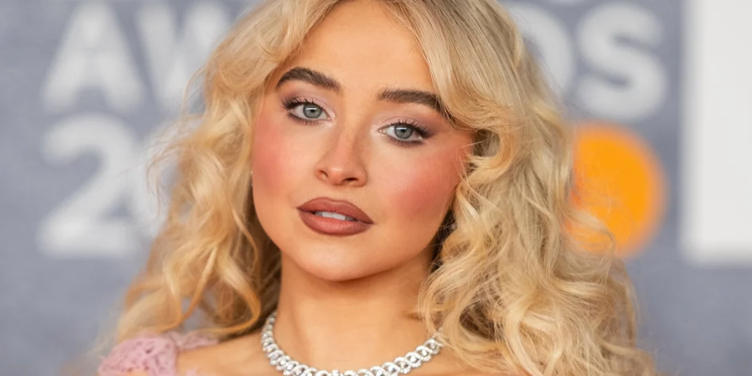 Boyfriend Blush | Το νέο trend στο ρουζ που σε κάνει να δείχνεις ερωτευμένη και πιο φρέσκια από ποτέ