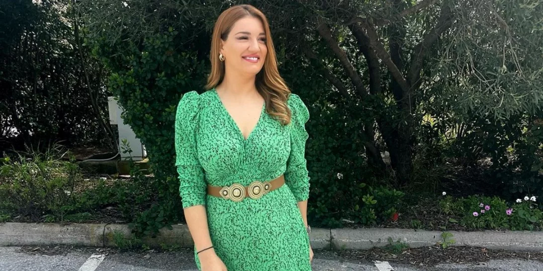 Πως θα ντυθείς κομψά χωρίς προσπάθεια | Η Ελίνα Παπίλα έχει φορέσει τα ωραιότερα φορέματα από το Mango