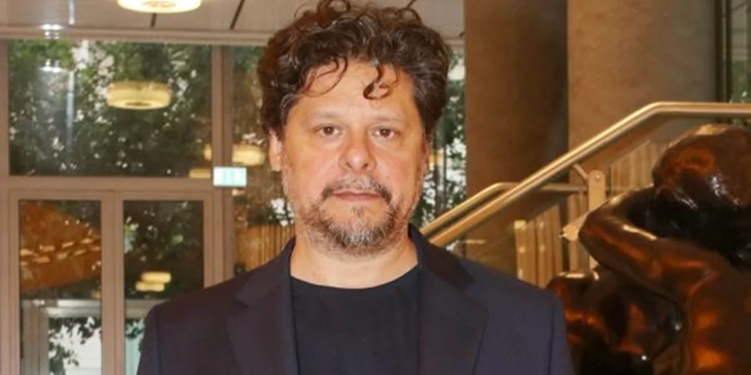 Λευτέρης Χαρίτος κατά ΚΑΣ: "Γιατί δεν μπορεί ένα τέτοιο μνημείο να δοθεί σε έναν σκηνοθέτη αυτής της εμβέλειας και του βεληνεκούς;"