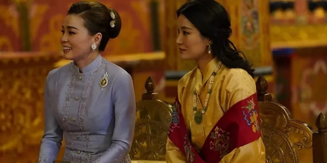 Η φωτογραφία που κανείς δεν περίμενε | Η Suthida της Ταϊλάνδης με τη βασίλισσα του Μπουτάν σε επίσημη συνάντηση