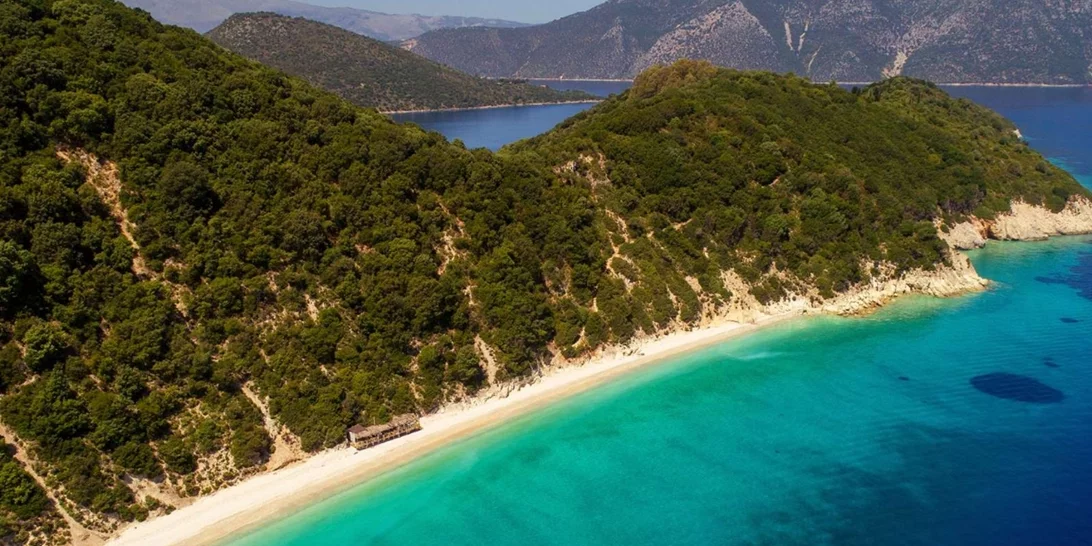 Οι μαγικές παραλίες της Ιθάκης