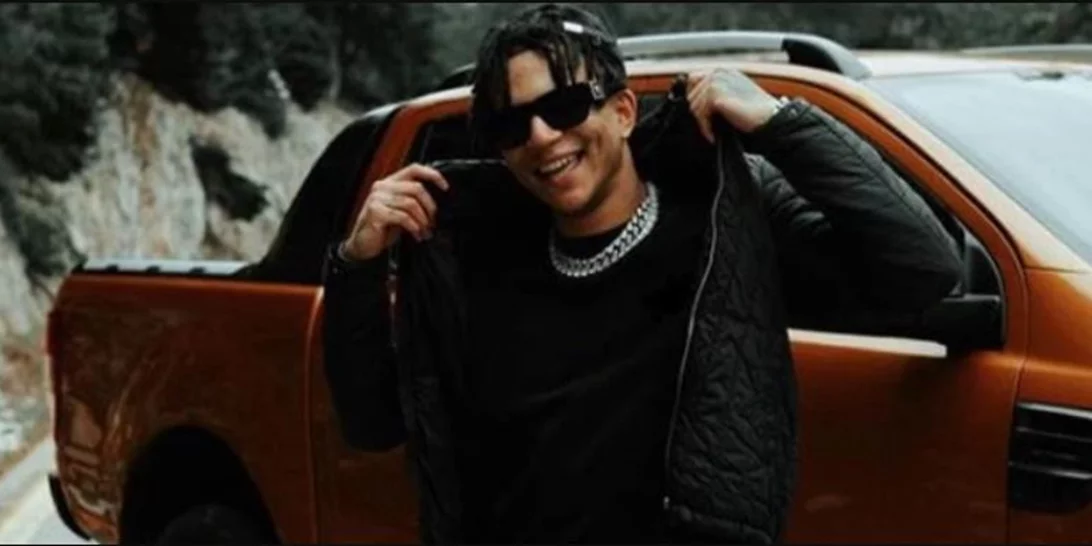 Κολωνός | Άγριος καβγάς με μαχαίρια στη Λένορμαν με πρωταγωνιστή τον ράπερ Thug Slime - Δύο τραυματίες