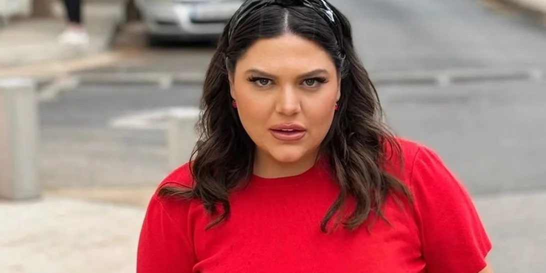 Δανάη Μπάρκα |"Ευγνωμονώ τους γονείς μου που χώρισαν"