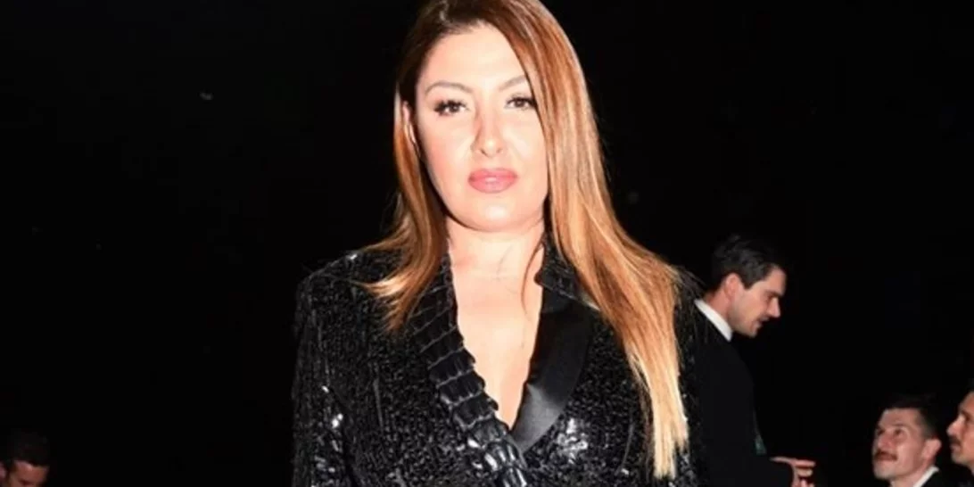 Έλενα Παπαρίζου | Η εμφάνισή της σε fashion show