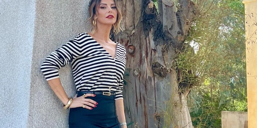 Η Μπέττυ Μαγγίρα σε βραδινή έξοδο με total H&M look ιδανικό για αυτή την εποχή