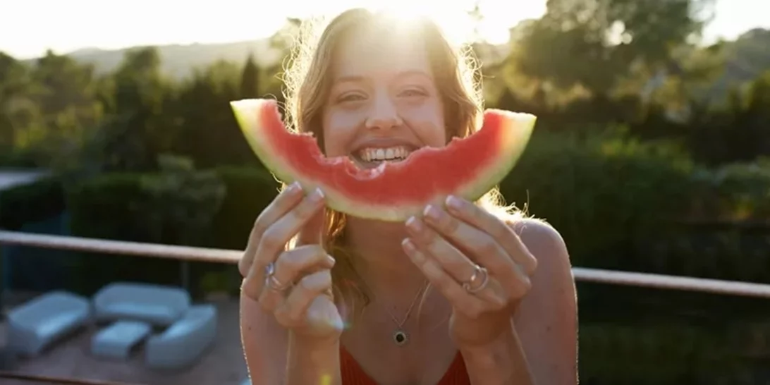 Hydration Hacks | Συμβουλές ενυδάτωσης για το σώμα σε ένα κύμα καύσωνα