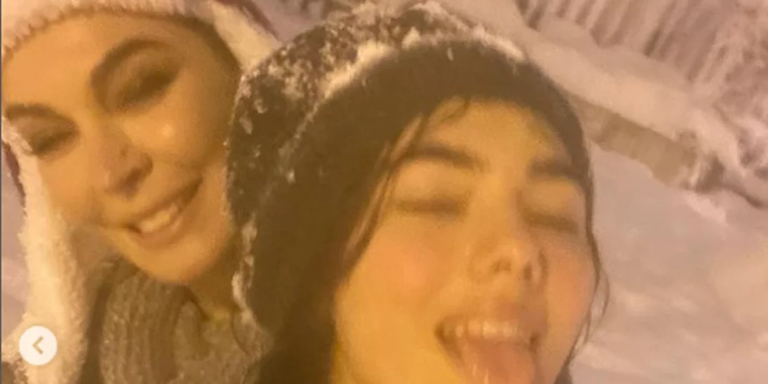 Λυδία Ευαγγελάτου | Η 17χρονη πανύψηλη κόρη των Στεφανίδου - Ευαγγελάτου ποζάρει στα χιόνια (εικόνες, βίντεο)