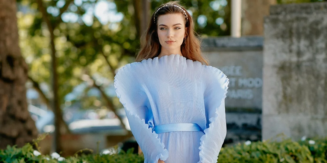 Εάν πρόκειται να γίνεις νονά το καλοκαίρι, σε αυτή την ξεχωριστή κατηγορία της BSB θα βρεις το τέλειο look