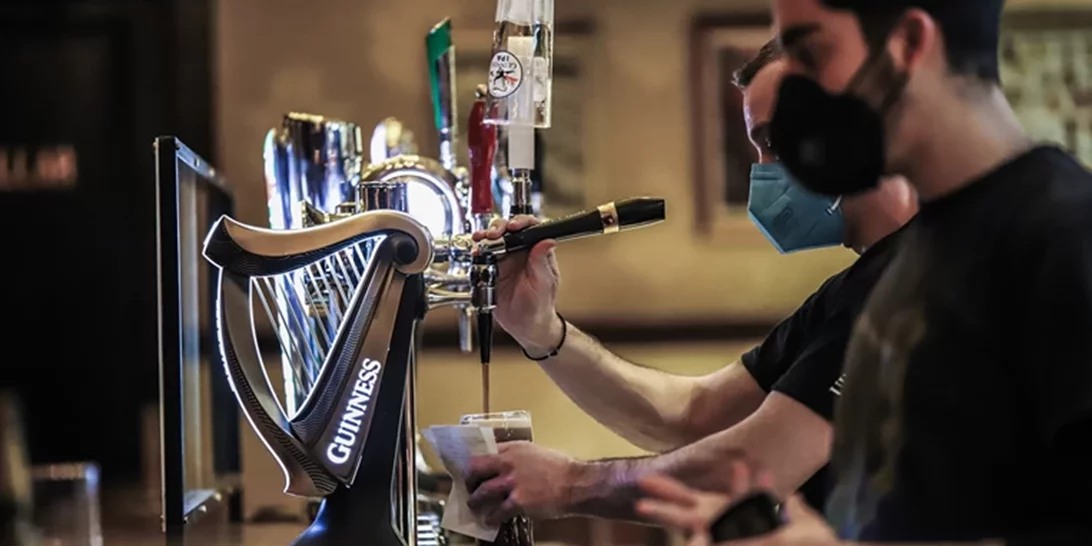 Γαλιατσάτος | Γιατί με τον κορονοϊό ανησυχούσαν οι επιστήμονες, ενώ με την ευλογιά των πιθήκων όχι