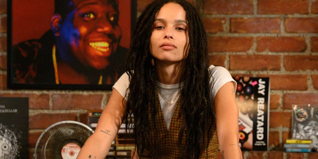 Style Inspo | Πώς μπορείς να υιοθετήσεις το στιλ της Zoë Kravitz με κομμάτια αποκλειστικά από τη Zara