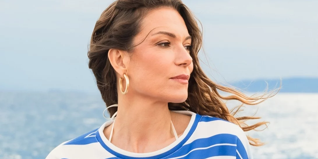 Ταξιδεύεις με πλοίο; Η Βίκυ Καγιά φόρεσε το must have item που χρειάζεσαι