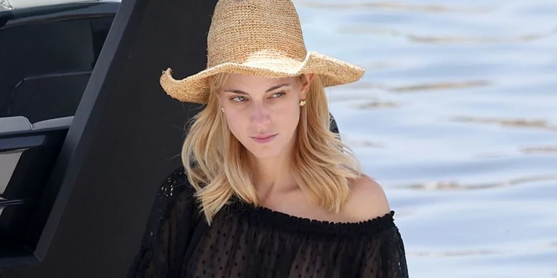 Ζηλέψαμε τη θέα στη Μύκονο που έχει το υπνοδωμάτιο της Δούκισσας Νομικού και του Δημήτρη Θεοδωρίδη