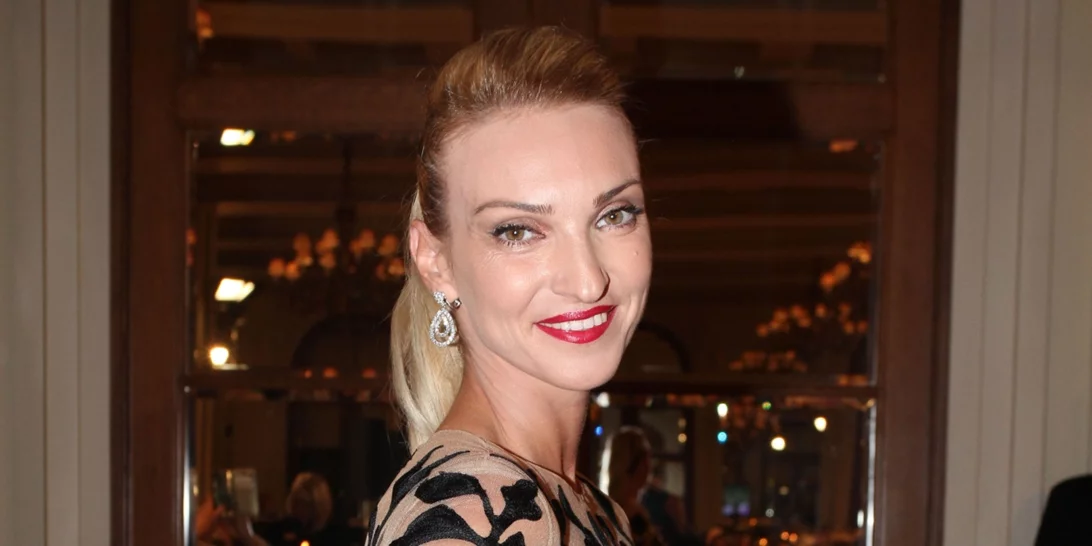 Μορφούλα Ντώνα | Παντρεύτηκε και βάφτισε τον γιο της στις Σπέτσες