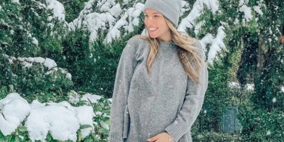 "Ξεκούραση τώρα" | Η εξάντληση της Αθηνάς Οικονομάκου στον έβδομο μήνα της εγκυμοσύνης