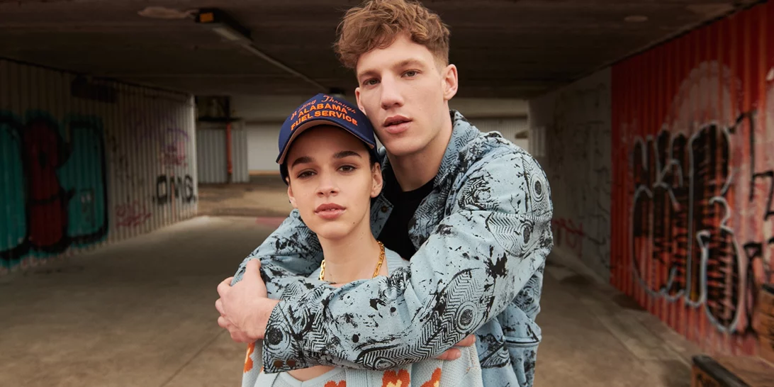 Η νέα καμπάνια της HOFF για τη Metro Collection σε ταξιδεύει στην Πράγα