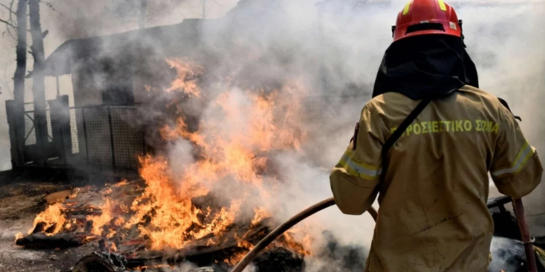 Νέα Αγχίαλος | Σεισμός 1 Ρίχτερ από την έκρηξη στις αποθήκες πυρομαχικών – Πού εντοπίστηκε το επίκεντρο