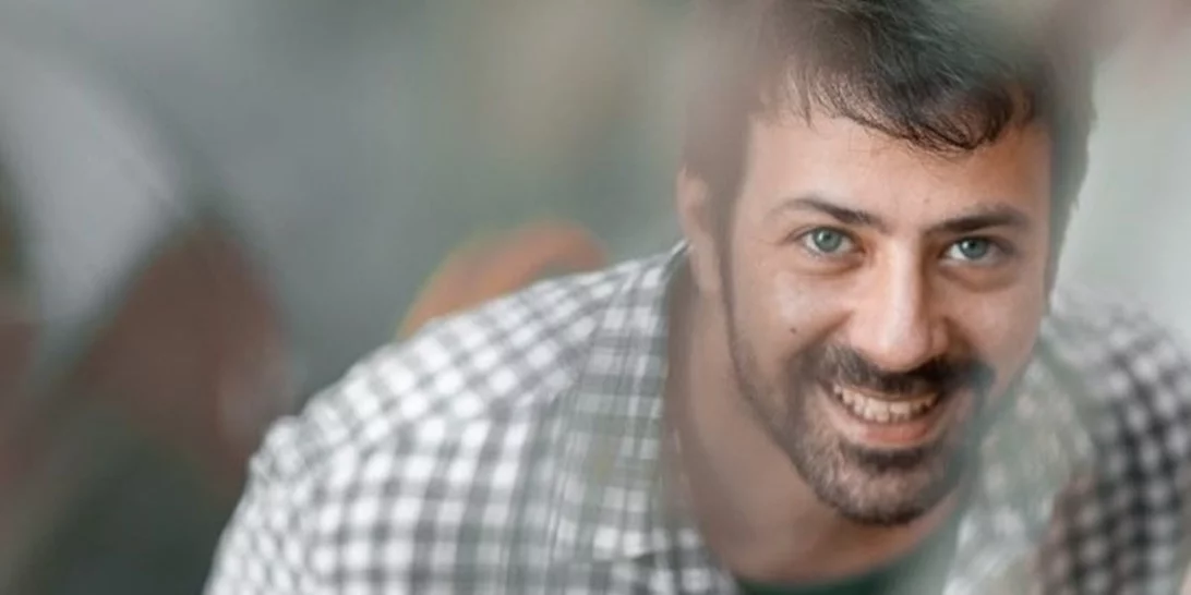 Ο ηθοποιός Πέτρος Μπουσουλόπουλος απαντά για την εμπλοκή του ονόματός του σε υπόθεση ναρκωτικών