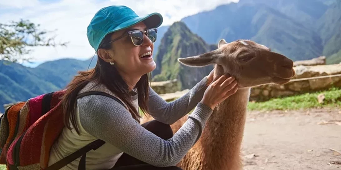Σχεδιάζεις μακρινό ταξίδι; Δες σε ποιες χώρες είναι υποχρεωτικό να κάνεις εμβόλιο
