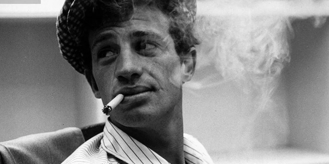 Είχε σπασμένη μύτη και πρησμένα χείλια | O Jean-Paul Belmondo έκανε το "έγκλημα" αφόρητα σέξι