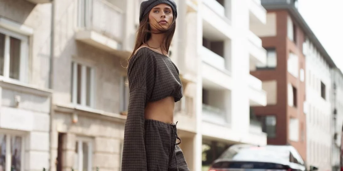 Με άρωμα ποπ κορν, ζεστής βανίλιας και κρίνου | Αυτά είναι τα body mists που θα λατρέψουμε το φθινόπωρο