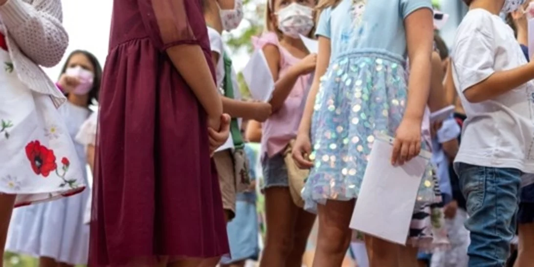 Πρώτο κουδούνι σήμερα για τους μαθητές χωρίς μάσκες και τεστ - Όλα όσα θα ισχύσουν τη νέα σχολική χρονιά