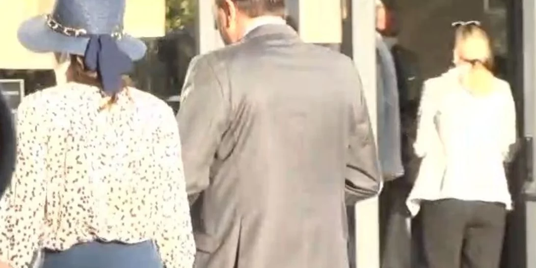 Δίκη για βιτριόλι | Απολογείται η Έφη Κακαράντζουλα - Ξέσπασε η Ιωάννα: "Θα πεις την αλήθεια τώρα ή να φύγω;"