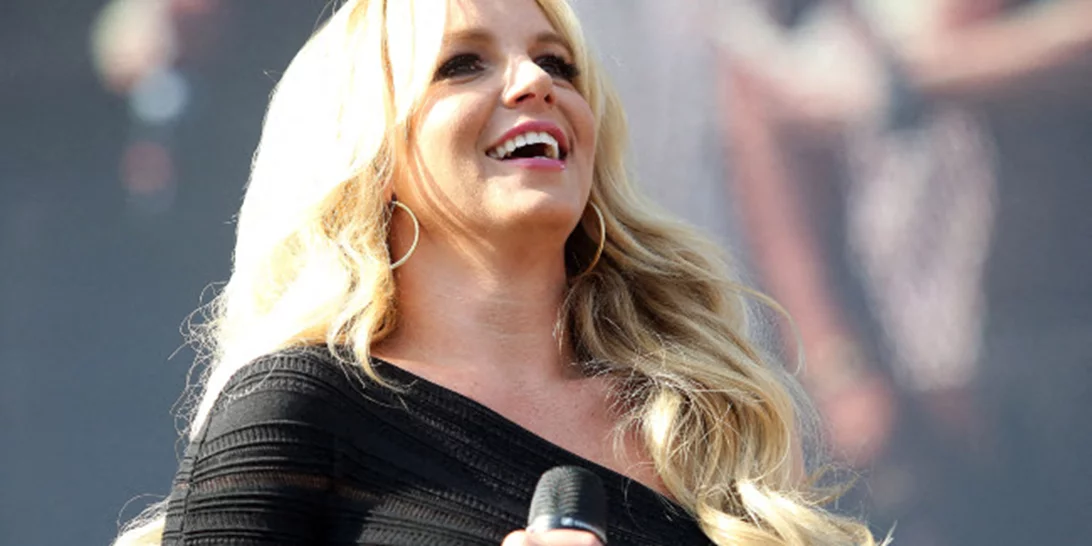 Το girly hair look της Britney Spears