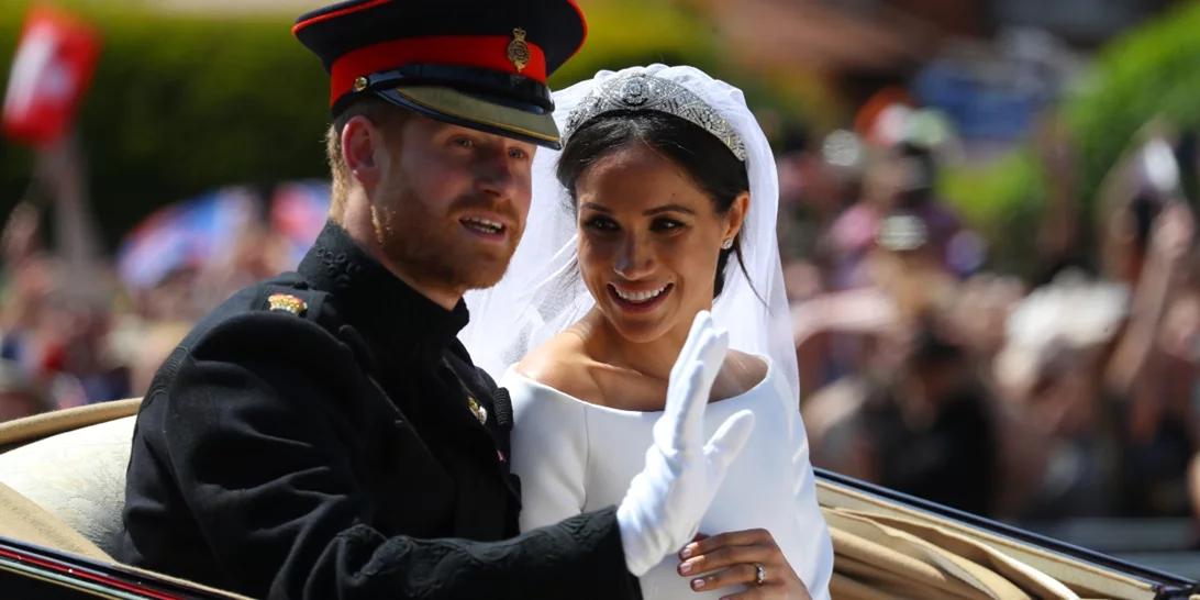 Οι σχεδιαστές μόδας που έχουν ντύσει τις πιο διάσημες νύφες