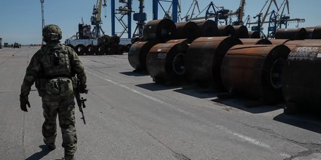 Η Ουκρανία έπληξε ρωσικό λιμάνι στην περιφέρεια Αστραχάν