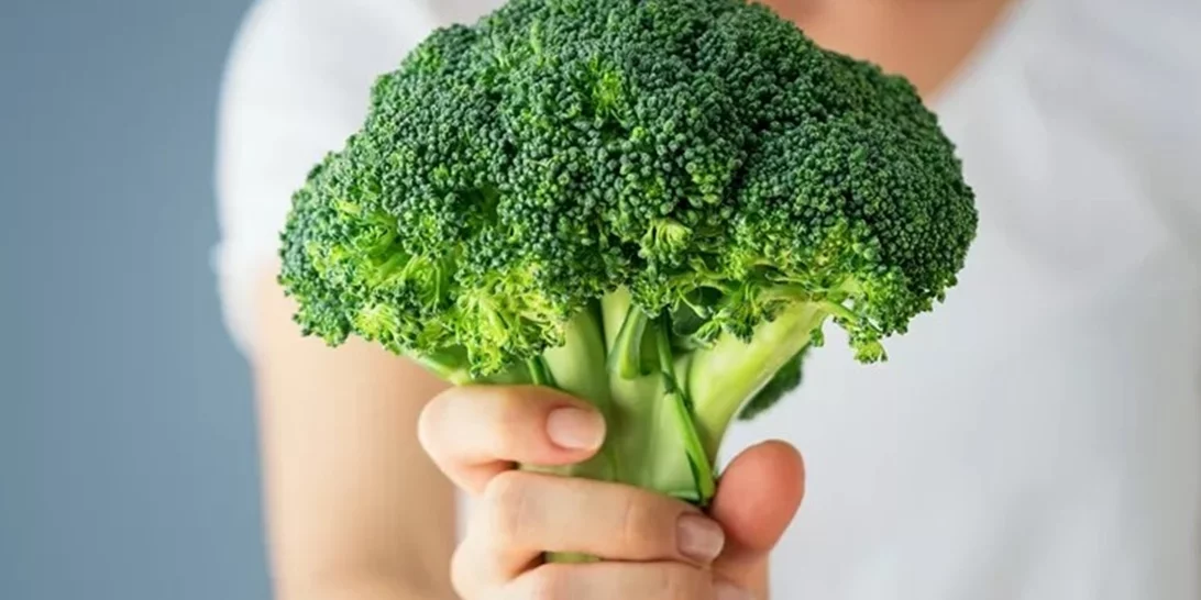 Μπρόκολο: Τα μυστικά για να παραμείνει πράσινο και τραγανό