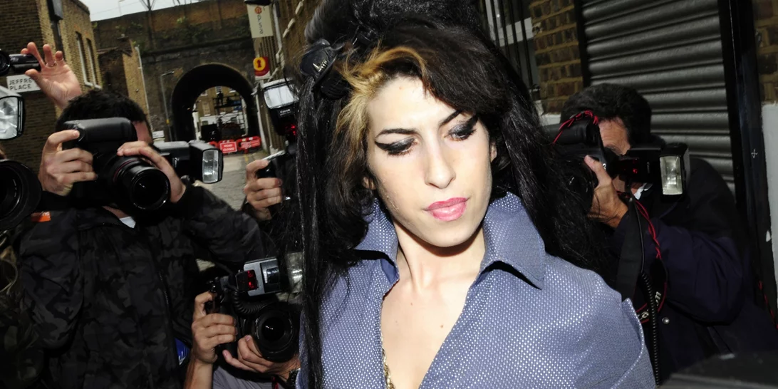 Έιμι Γουάινχάουζ | "Όπως κάθε έφηβη, ήταν γεμάτη ανασφάλειες, όπως και όλοι μας για το πώς φαινόμαστε"