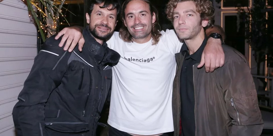 Λάμπρος Λάζαρης | "Περιμένω παιδί και σε περίπου ένα μήνα θα έρθει"