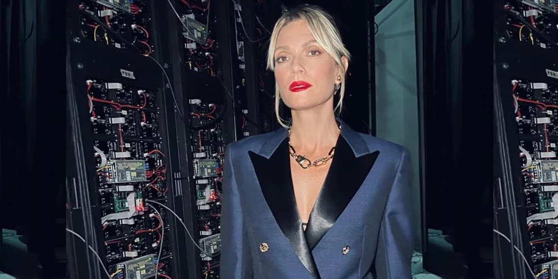 Κι όμως | Η Βίκυ Καγιά έκανε το μανικιούρ που δεν περιμέναμε ποτέ από εκείνη