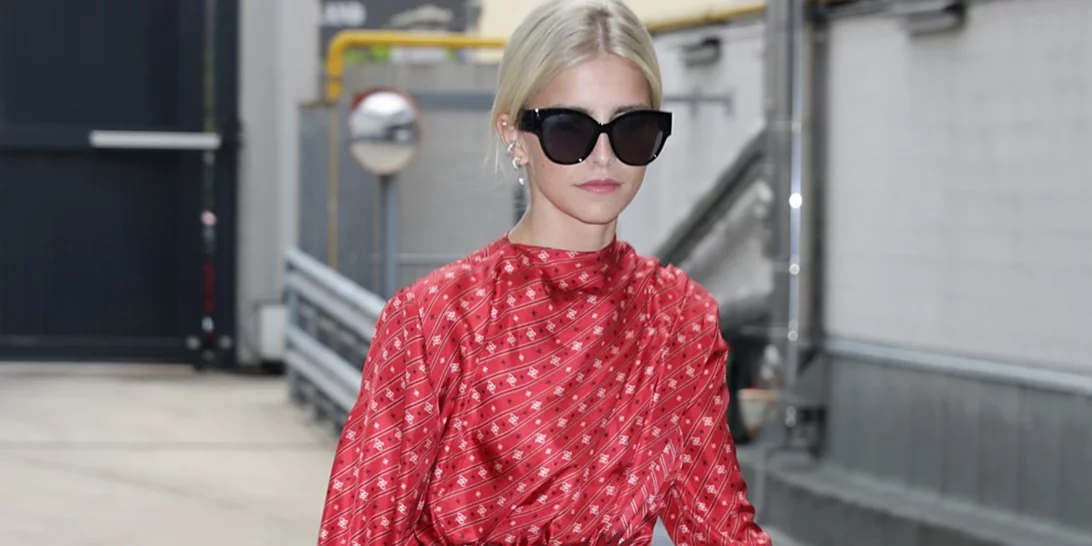 Από το γραφείο στη βραδινή έξοδο | 10 ζευγάρια παπούτσια που ταιριάζουν με τα καλοκαιρινά φορέματα