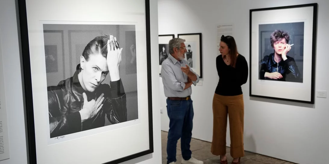 David Bowie: Έκθεση στη Βαρκελώνη τιμά τον διάσημο καλλιτέχνη μέσα από φωτογραφίες του Masayoshi Sukita