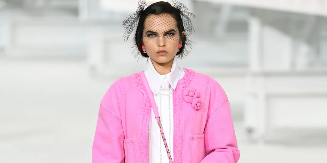 Hot Pink | Πώς θα προσθέσεις στα looks σου την πιο chic απόχρωση της άνοιξης