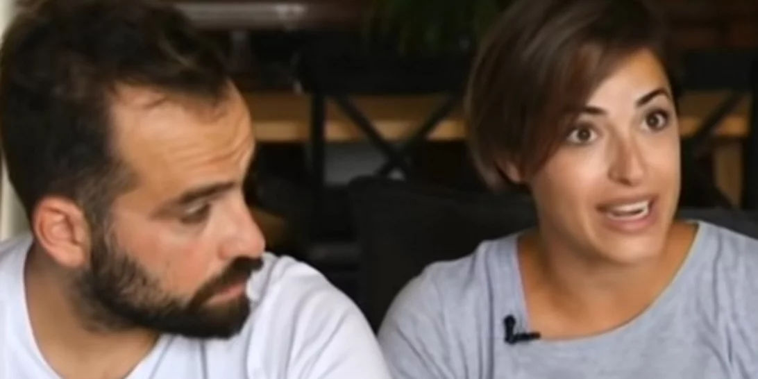 H φοβερή ιστορία του ζευγαριού που υιοθέτησε βρέφος που βρέθηκε εγκαταλελειμμένο σε χωράφι