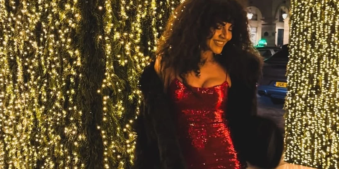 Η Μαρία Σολωμού στις δύο απόλυτες glam εμφανίσεις στο γιορτινό Παρίσι