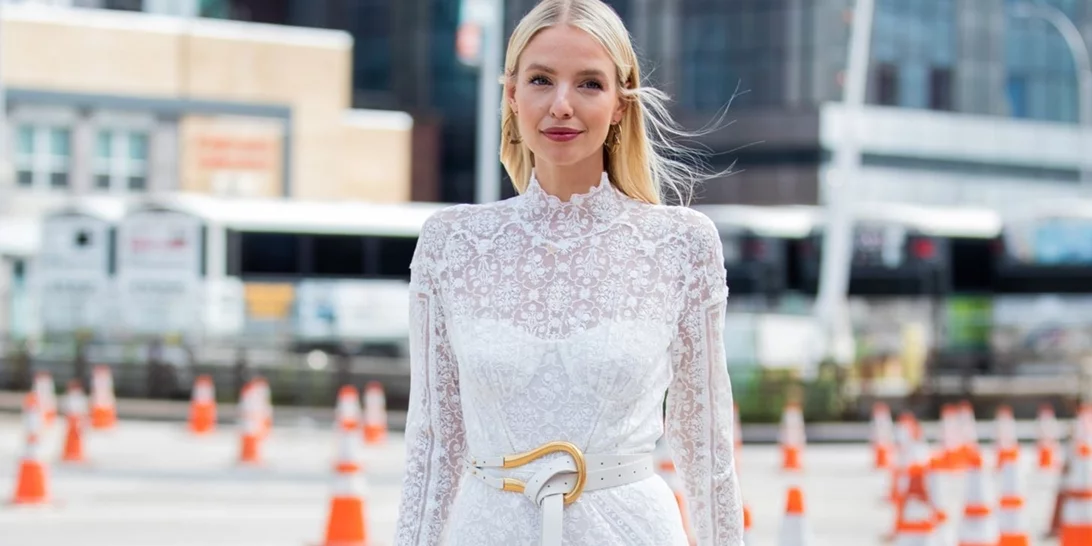 5 διαχρονικά κομμάτια σε λευκό χρώμα που χρειάζεσαι σίγουρα την άνοιξη και το καλοκαίρι