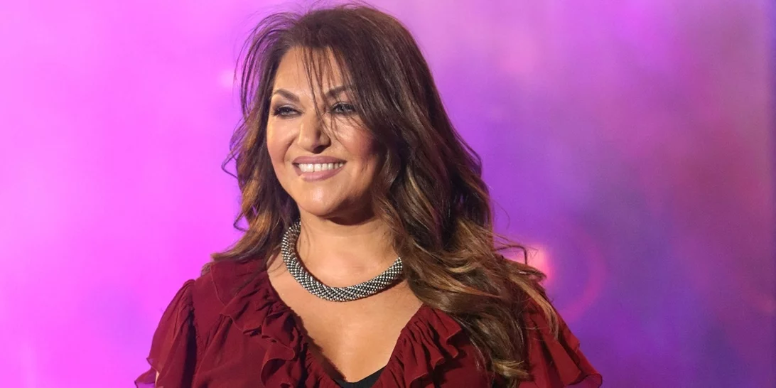 Καίτη Γαρμπή | Το άρωμα πούδρας που έχει πάντα στο καμαρίνι της