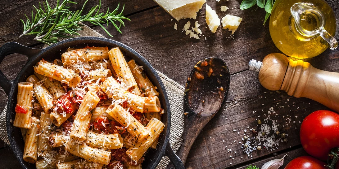 Ζυμαρικά χωρίς τύψεις | Η light συνταγή για ριγκατόνι του ονείρου με cottage cheese