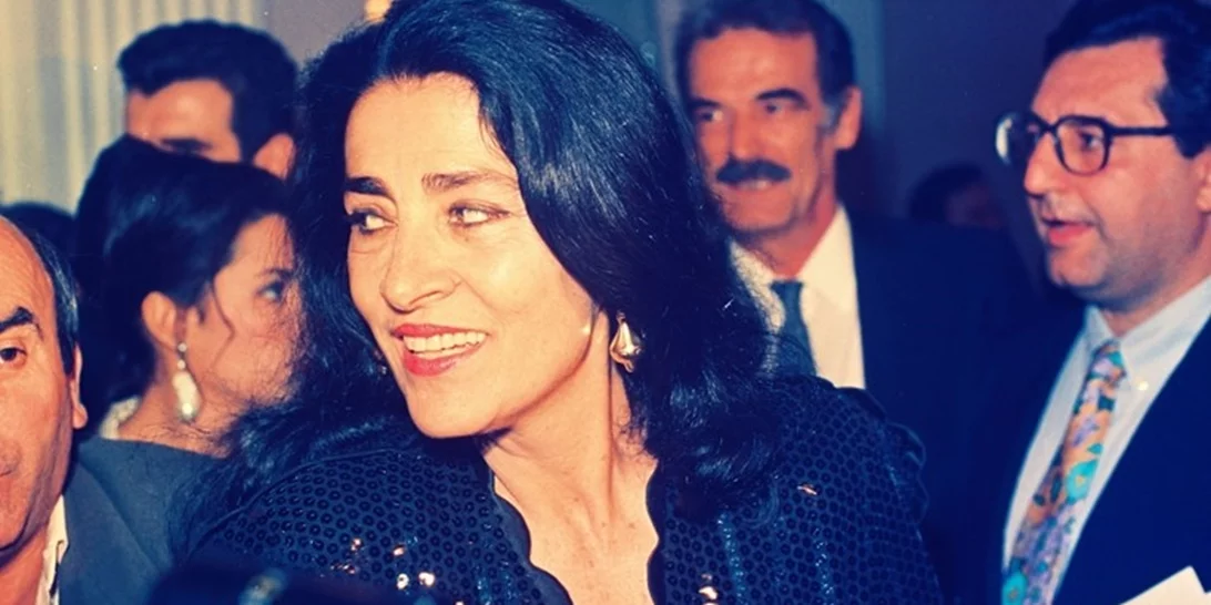 Ειρήνη Παππά: Με one shoulder λευκή δημιουργία στο Φεστιβάλ των Καννών πριν από 63 χρόνια