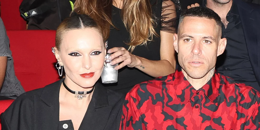 Τάμτα και Πάρις Κασιδόκωστας | Η ανταλλαγή δώρων στο γιορτινά στολισμένο σπίτι τους