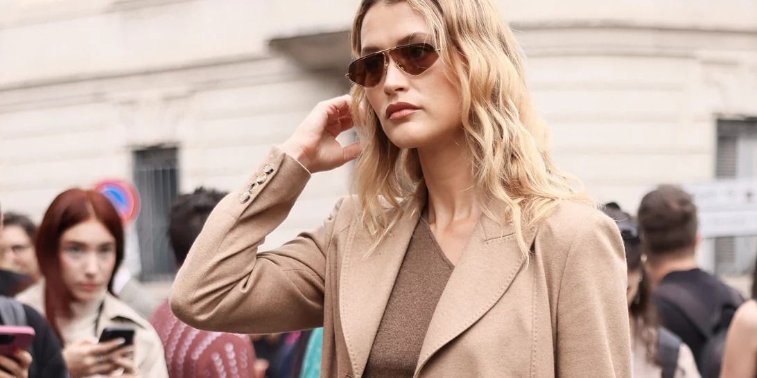 Mocha Mousse | 5 ιδέες μανικιούρ στο πιο κομψό χρώμα του 2025