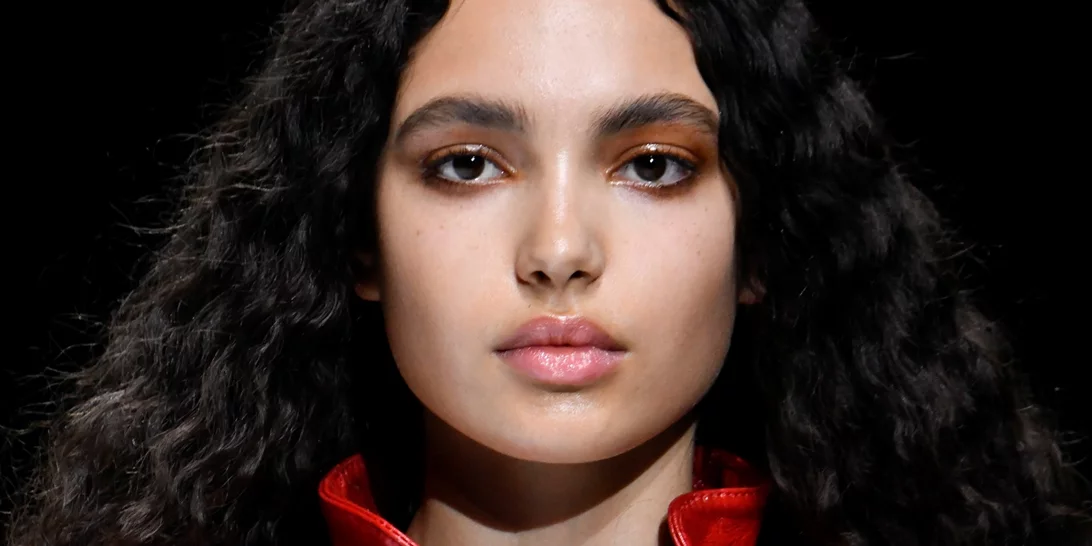 Αφυδατωμένα, ξηρά χείλη από το κρύο; Με αυτά τα lip balms θα δεις αμέσως διαφορά