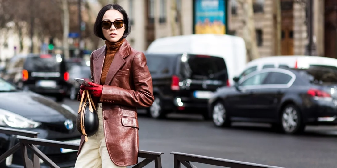 Πώς θα φορέσεις το λευκό τζιν με στιλ τον χειμώνα