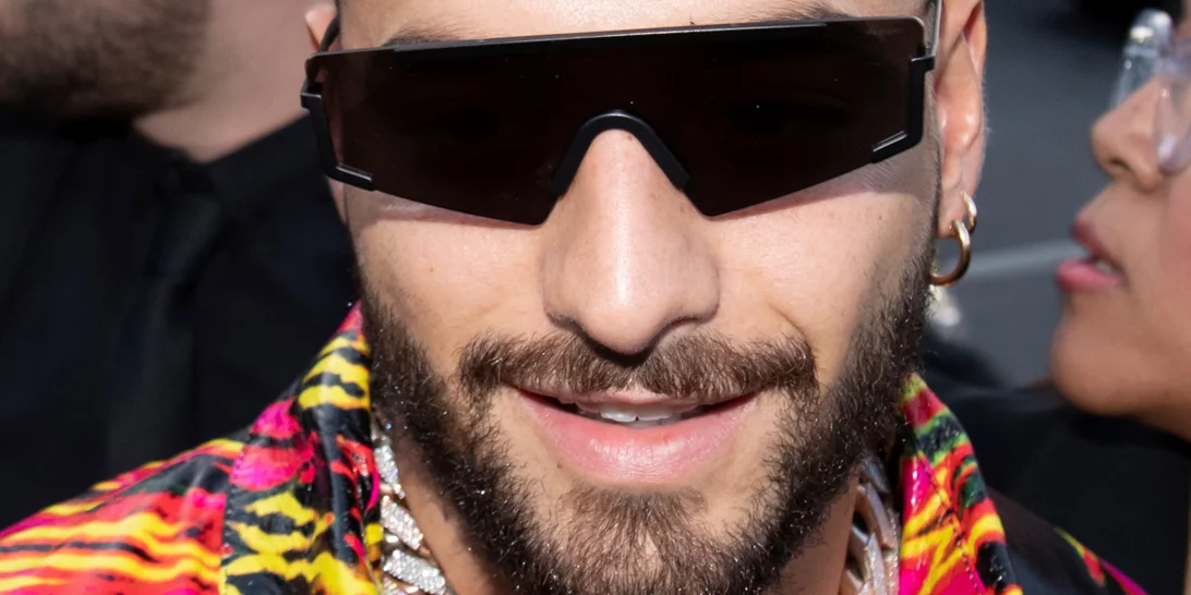 Ο Maluma πρωταγωνιστεί στη διαφημιστική καμπάνια του Versace