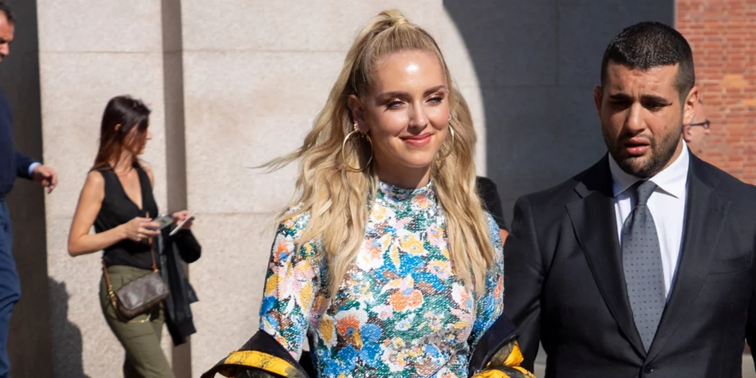 Η Chiara Ferragni φόρεσε το πιο στιλάτο casual φόρεμα από τα Zara που θα λατρέψεις