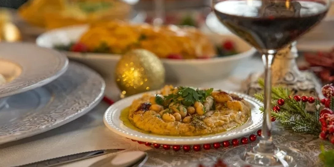 Όσπρια στο γιορτινό τραπέζι; Ναι! Ιδέες για να τα βάλεις από το πρώτο dip μέχρι το κυρίως πιάτο